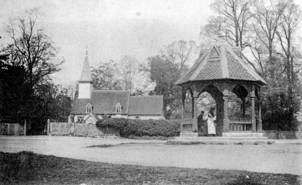 Ickenham Postcard Including Pump And Church