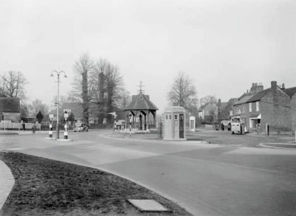 Ickenham Police Box